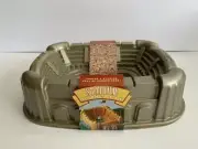 Williams Sonoma Nordic Ware Stadium Cake Bundt Pan Platinum Collection BRAND NEW