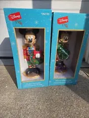 New Disney 15in Mickey Minnie Mouse Nutcracker Set Christmas Holiday Decoration