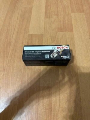Bosch Oxygen Sensor 16861 For Cadillac Chevrolet Pontiac Suzuki CTS 2007-2011