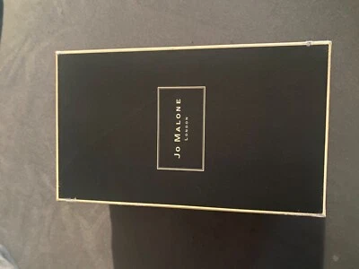 Jo Malone English Pear & Freesia Scented Candle - 200g (2.5") New in Gift Box