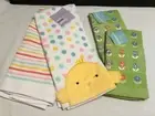 Lot of 4 Springtime Easter Hand / Tea Towels - NEW ! (XX95)
