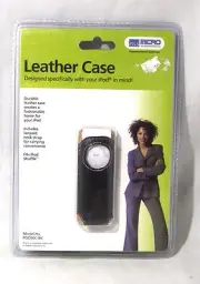 Micro Innovations iPod Shuffle Leather Case Black