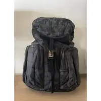 在飛比找蝦皮購物優惠-【精品】MONCLER Camoflauge Print B