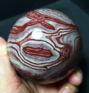TOP 504G Natural Polished Red Stripes Banded Agate Crystal Sphere Ball YWD618