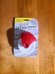 Talisman Designs Pastry Wheel Pie Crust Cutter, Red -New In Package