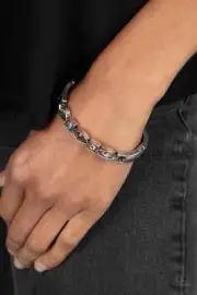 Paparazzi Jewelry Accessories - Poetically Picturesque - Brown Bracelet
