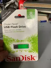 Sandisk Cruzer Facet USB Flash Drive - Green 8 GB - New Sealed