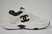 Chanel REV White Black CC Logo Leather Lace Up Flat Runner Trainer Sneaker 39.5
