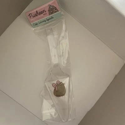 Pusheen Exclusive Subscription Box Winter 2024 Pink Bow Cake Serving Spatula