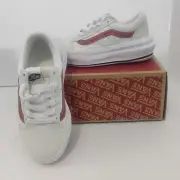 Girl's Vans Old Skool Over Sneaker VN0A7Q5ECPE Size 4.0 NIB