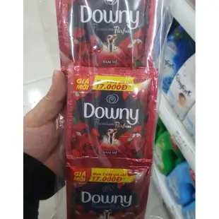 Downy 越南公司 泰國進口 香水洗衣柔軟精10小包 濃縮型持久留香 玫瑰花香