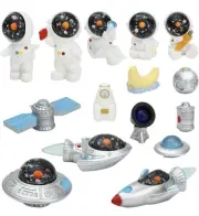 15 Pieces Miniature Astronaut and Rocket Figurines Mini