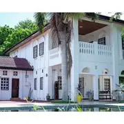 Eazy Breezy Backpackers 3 Bedrooms House