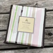 Baby GAP 100% Organic Cotton Fitted Crib Sheet: Stripes (250 Thread Count)