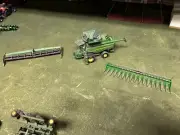 1/64 Ertl John Deere Custom Muddy Authentics #3 S690 Combine w/ Headers