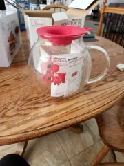 Laroma Micro-Pop Microwave Popcorn Popper 3QT Temperature Safe Glass Red New!
