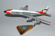 USAF Boeing C-135 Stratolifter Transport Desk Display 1/100 Model SC Airplane