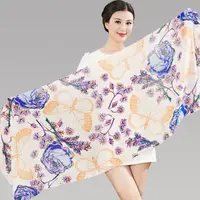 在飛比找momo購物網優惠-【Seoul Show】60支紗 夢幻花蝶 100%純羊毛印