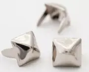 1/4 inch silver small pyramid studs for clothing - Bag of 100 - StudsAndSpikes