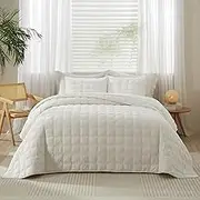 Wondnuga Luxurious Velvet Full/Queen Size Quilt Set 3 Pieces, Lightweight Soft Bedspread Coverlet, Cream White, Double Box Stitch, Comforter Cover Bedding Set for All Season (1 Quilt, 2 Pillow Shams)