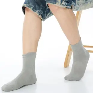 【KEROPPA 可諾帕】可諾帕1/2竹碳運動氣墊襪2雙(C90011)