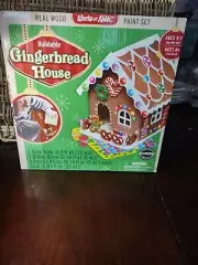 Buildable Gingerbread House