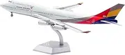 Pre-Built Model Aircraft 35CM 1/200 for Asiana Airlines B747-400 HL7428 Flap Version Accurate Scale Model Airplane Replica for Aviation Fans Miniature Airplane Model