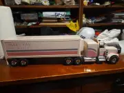 ERTL MARY KAY COSMETICS PETERBILT TRACTOR TRAILER