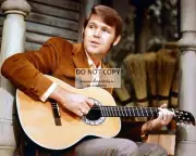GLEN CAMPBELL - 8X10 PUBLICITY PHOTO (SP060)