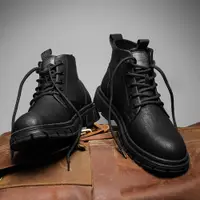 在飛比找ETMall東森購物網優惠-馬丁靴男秋季2023新款高幫英倫風真皮中幫皮鞋男士靴子黑色工