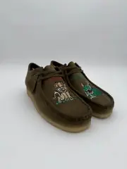 Size 11 - Better Gift Shop x Clarks Wallabees Souvenir Embroidered BGS