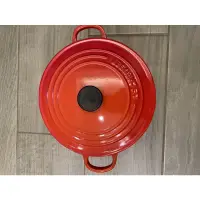 在飛比找蝦皮購物優惠-Le Creuset Coral Red 22公分圓鍋 全新