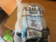 New 2015 McDonald’s Happy Meal Toy The Peanuts Movie #4 Linus unopened Sealed