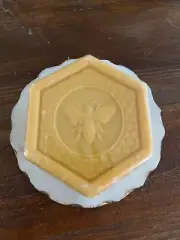 L’ Occitane Discontinued Honey & Lemon Soap, Hexagon , Miel & Citron Savon Bee