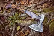 Norse Celtic Custom Handmade Carbon Steel Tomahawk Battle Throwing Viking Axe 1