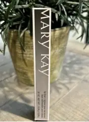 NEW IN BOX Mary Kay Lip Liner - BERRY Baie- 085799