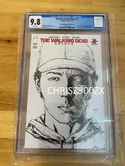 The Walking Dead Deluxe #2 CGC 9.8 B&W Red Foil Cover Comic Vault Skybound 2ND