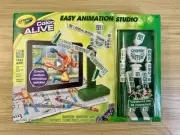 Crayola Color Alive Animation Studio w/ Mannequin 30 Pg Book & 12 Twistables NIB