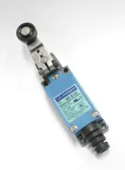 ME-8104-P Side Rotary Plastic Roller Lever 5A 250V AC MOUJEN 1NO NC Limit Switch