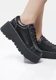 [dELiA*s by Dolls Kill] Take Or Leave Platform Oxfords