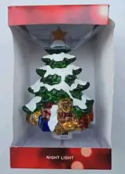 ST. NICHOLAS SQUARE Christmas Tree Nightlight NEW