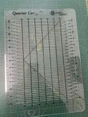 Quarter cut Ruler - June Tailor