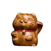 在飛比找松果購物優惠-新中式原木色木雕招財貓擺件 可愛創意桌面小擺件 (8.3折)