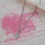 【𝓥𝓪𝔃𝔃𝓵𝓮®︎】SILVER MOON NECKLACE不銹鋼月亮造型墜子 鎖骨鍊 長項鍊