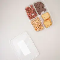 在飛比找蝦皮購物優惠-日本｜扁型可堆疊4格保鮮盒｜保鮮盒 密封罐 食物分裝