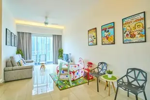 Mickey Mouse 2BR@near city square