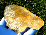 Libyan Desert Glass Meteorite Tektite impact Cintamani( 775 crt)Angel Chime Flat