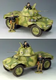 KING & COUNTRY WW2 GERMAN ARMY WS125 PANHARD ARMORED CAR SET
