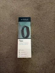 2014 Fitbit Flex *NEVER OPENED*