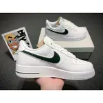 日本代購NIKE AIR FORCE 1 白色 白綠 綠勾 立體綠尾 空軍 休閒 男女 AO2423-104